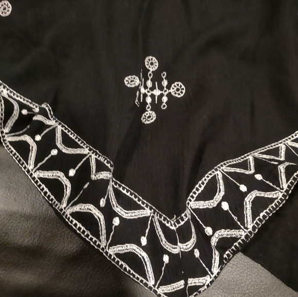 Black Boho Sharkbite Hem Skirt - Picture 3 of 5